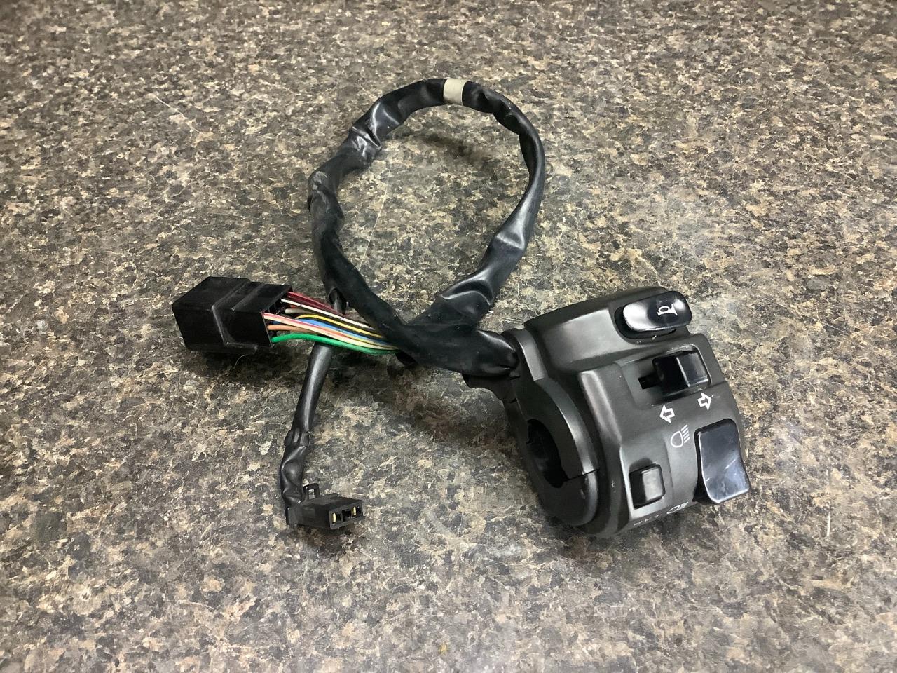 06 Kawasaki Ninja ZX-10R ZX10R Left Control Switch 86G | eBay