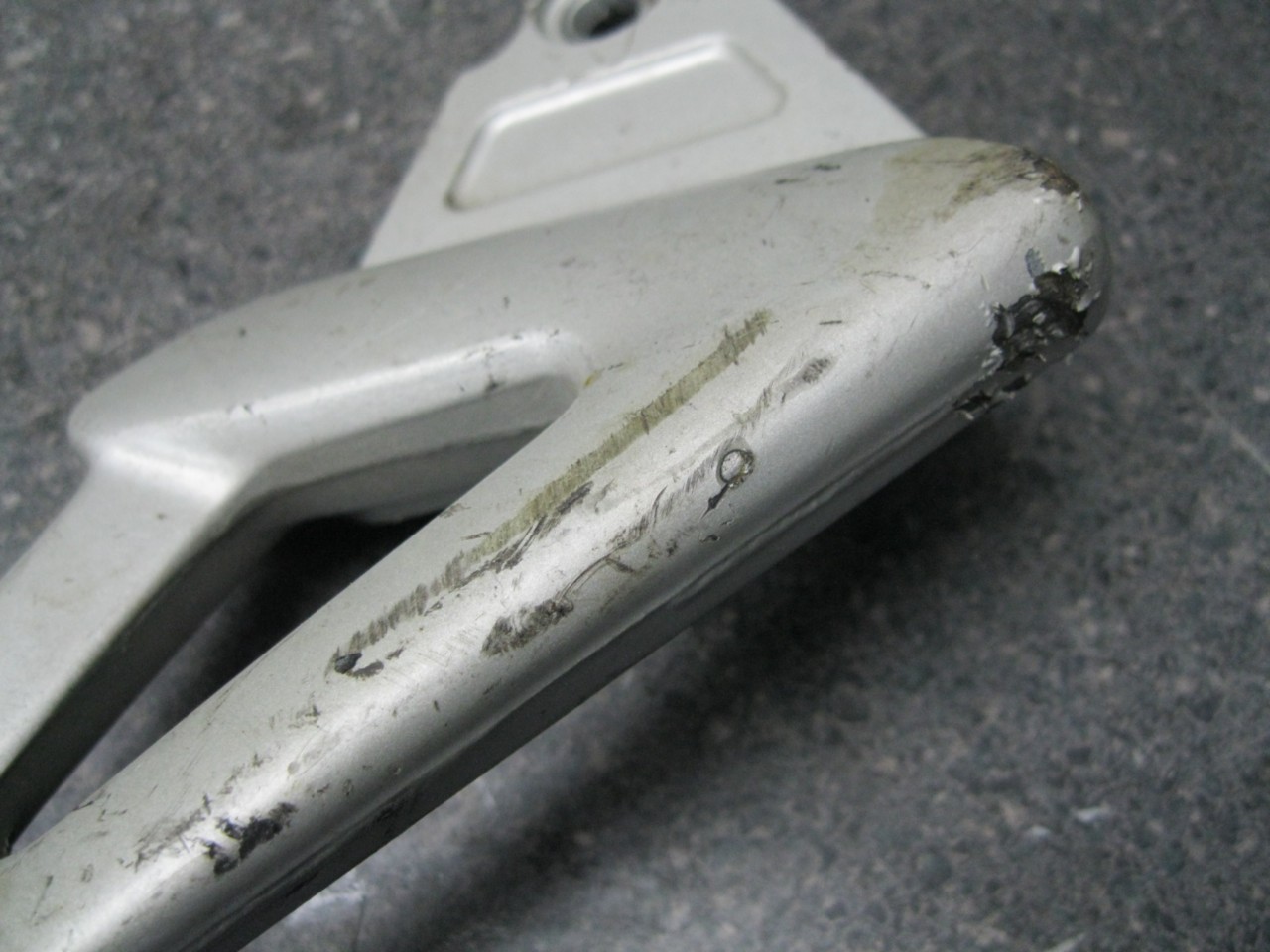 きゃっと 95 Kawasaki Ninja ZX-11 ZX11 Right Rear Peg Bracket 40C | eBay