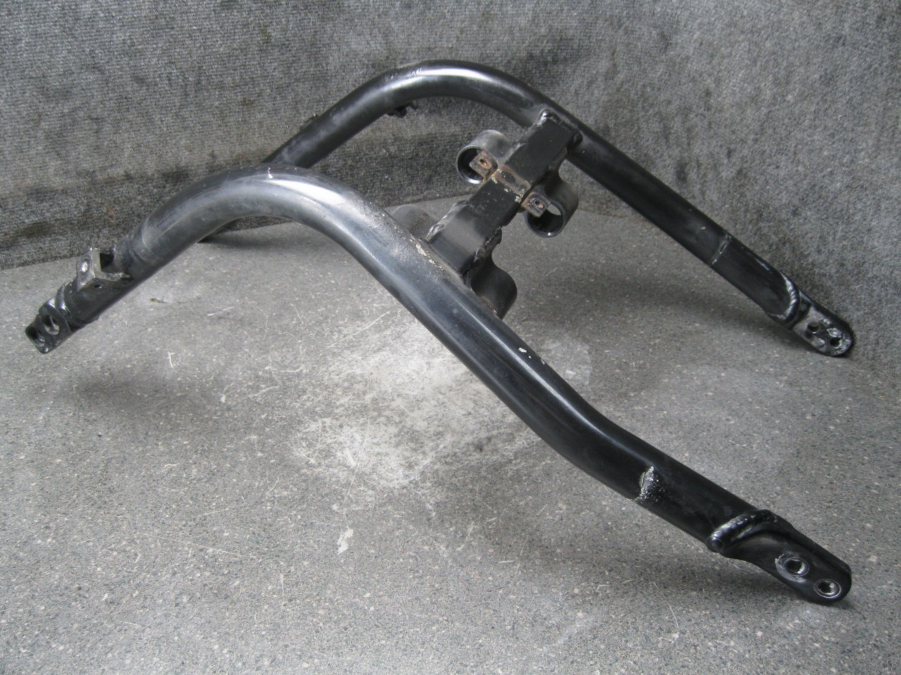 買い誠実 04 Engine Arm Frame Lower 1200 ZZR ZZR1200 Ninja Kawasaki アイドル