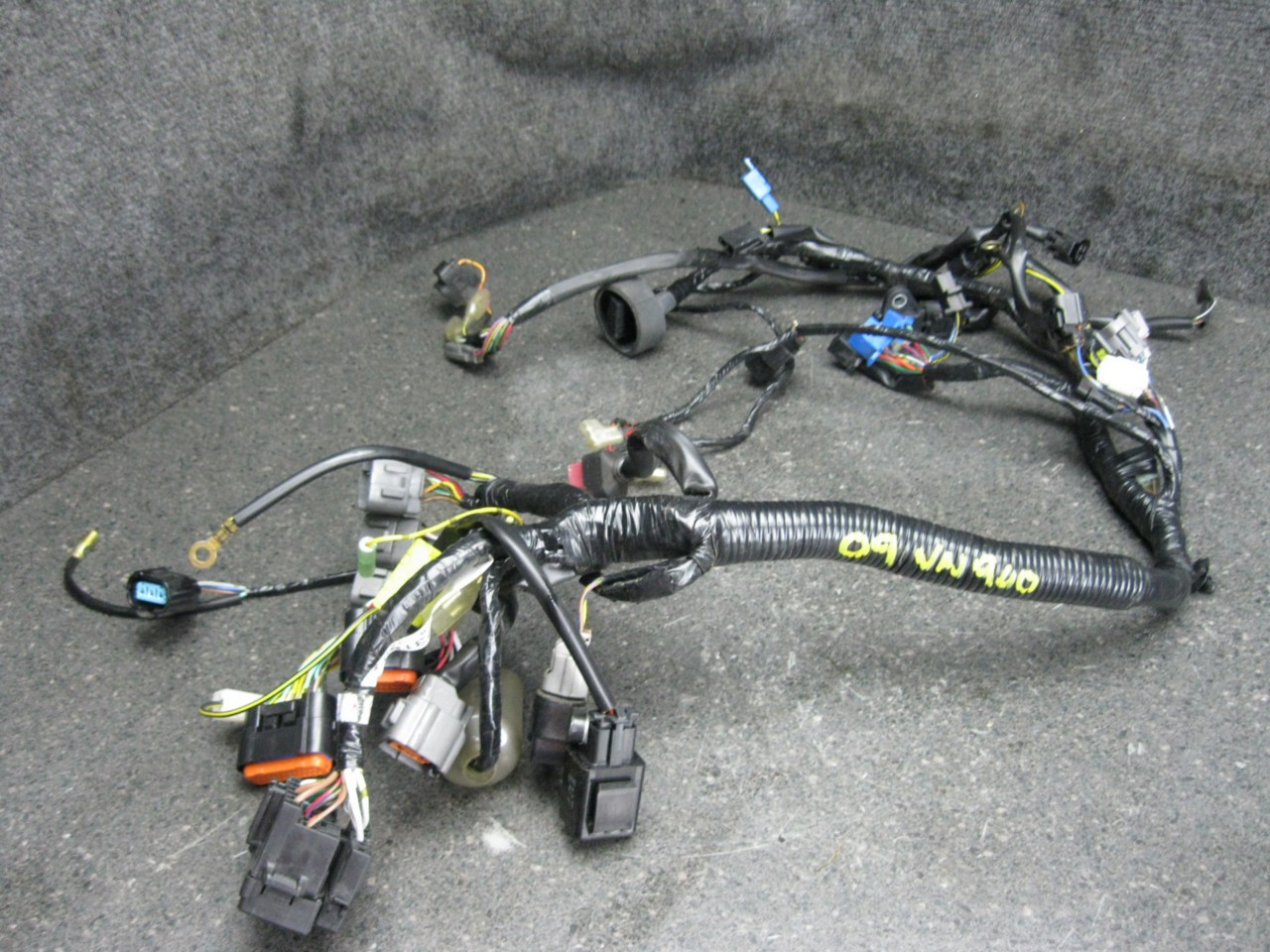 09 Kawasaki Vulcan VN900 C VN 900 Wiring Wire harness Loom ...