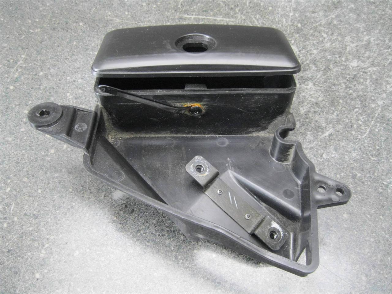 05 Kawasaki Vulcan VN800 VN 800 Toolkit Tray Box 75L eBay