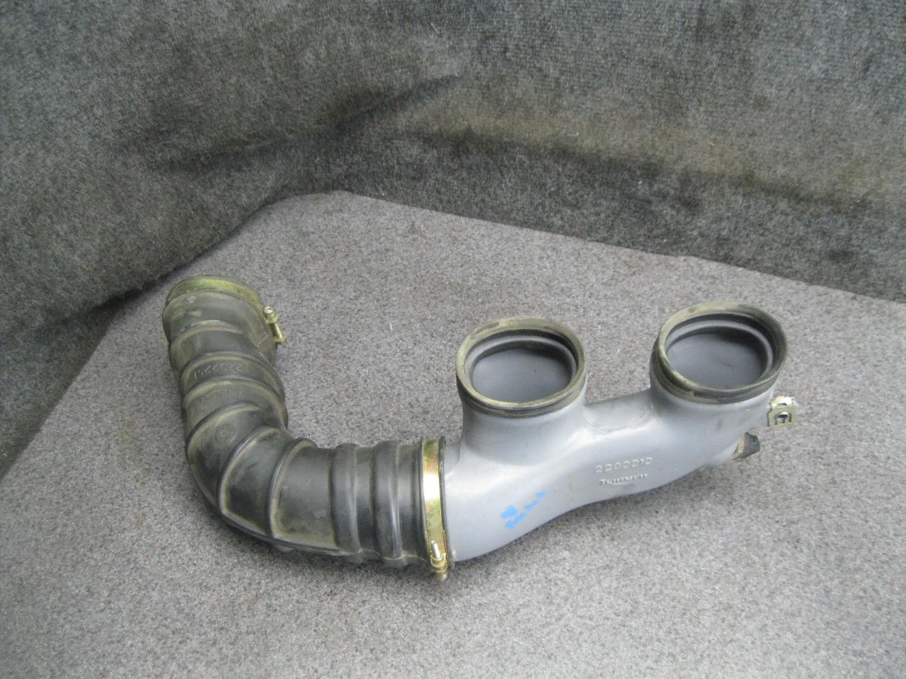 08 Triumph Rocket III Intake Air Duct Tube 33S eBay