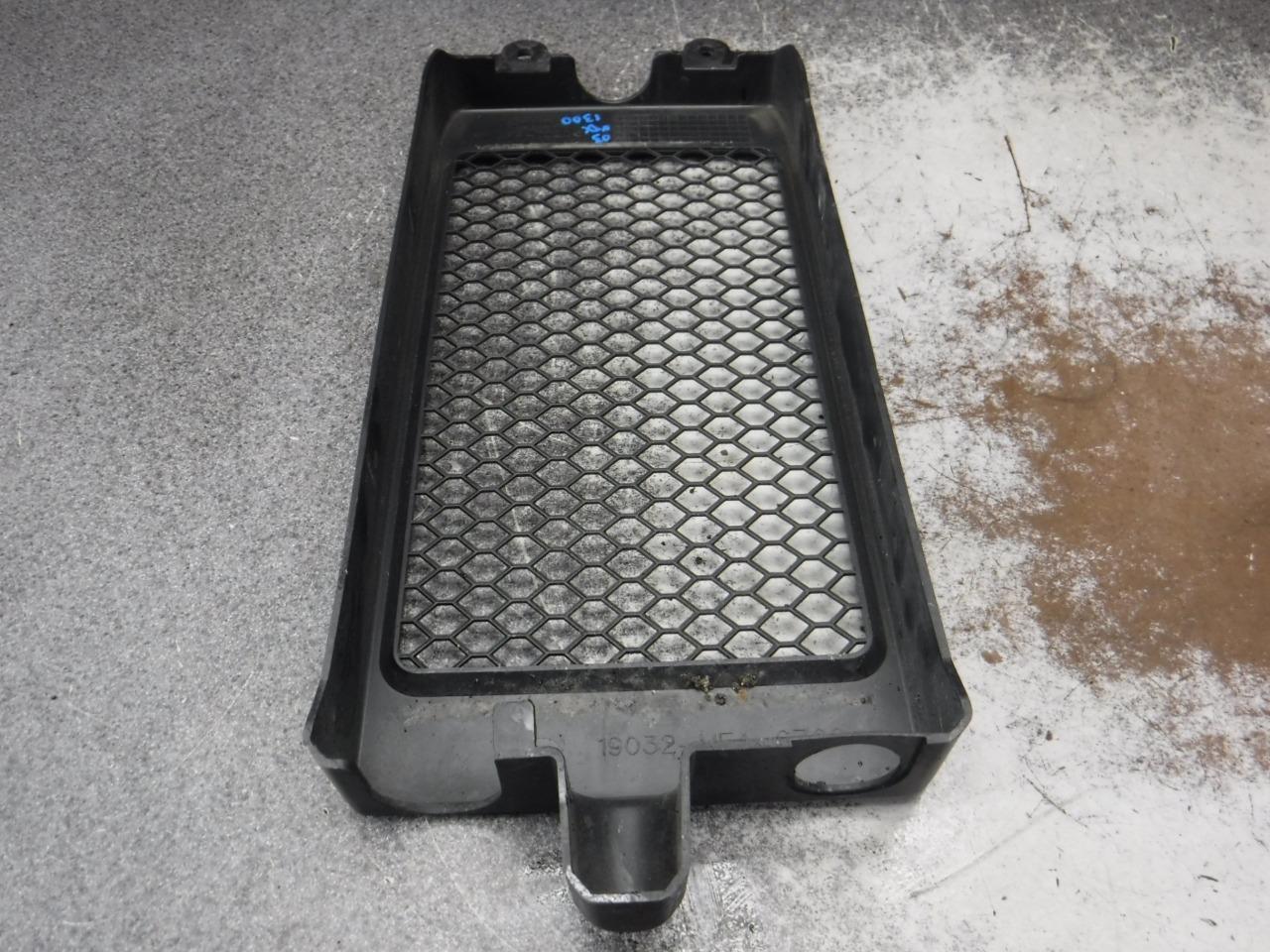Honda vtx 1300 radiator cover hotsell