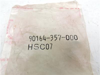 NOS Honda Rear Fender Screw 90164-357-000 ATC70 ATC110 CR125