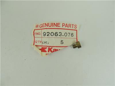 kinakorateページ 92063-076 NOS Vintage Kawasaki 1971-99 KZ F8 F9 KZ900 Main