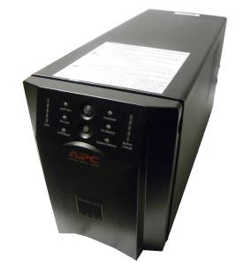 A.P.C - 【egopapaGT】中古　APC製 smart ups 1000 A.P.C - APC 無停電電源装置 APC Smart-UPS 1000 LCD表示 美品の