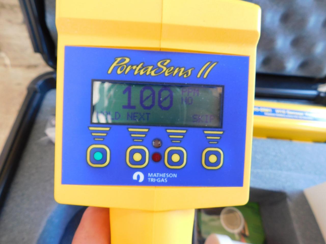 PORTASENS II MATHESON TRI-GAS NITROUS OXIDE N20 DETECTOR ...