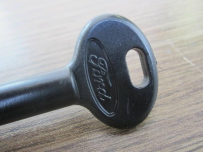 Ford ranger spare tire lock key #3