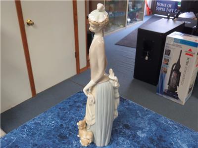 lladro lady with parasol and dog