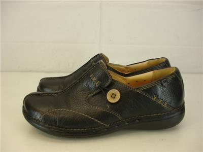 clarks un loop black