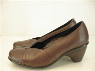 dansko robin shoe