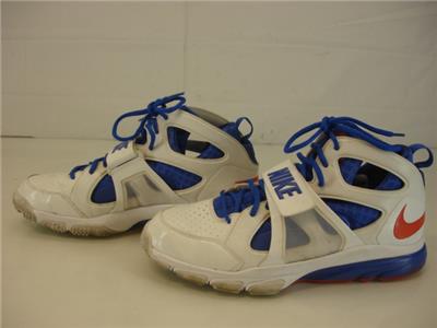 white gators shoes