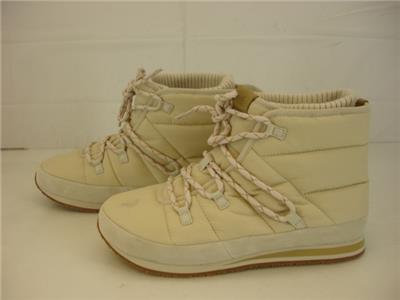 teva ember lace up