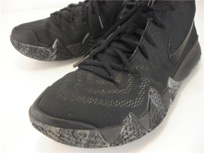 blackout kyrie 4