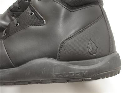 Men's sz 16 M Volcom 8