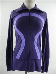 lululemon ルルレモン　ジャケット　4 🦄NWT Lululemon Define Jacket Size 4 Lunar Rock Luon
