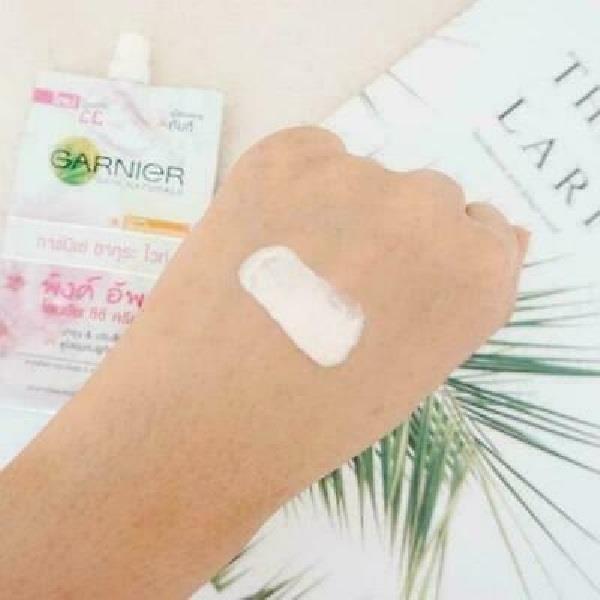 Garnier Sakura Whiten Bright Pink up Tone Up CC Cream 7 g