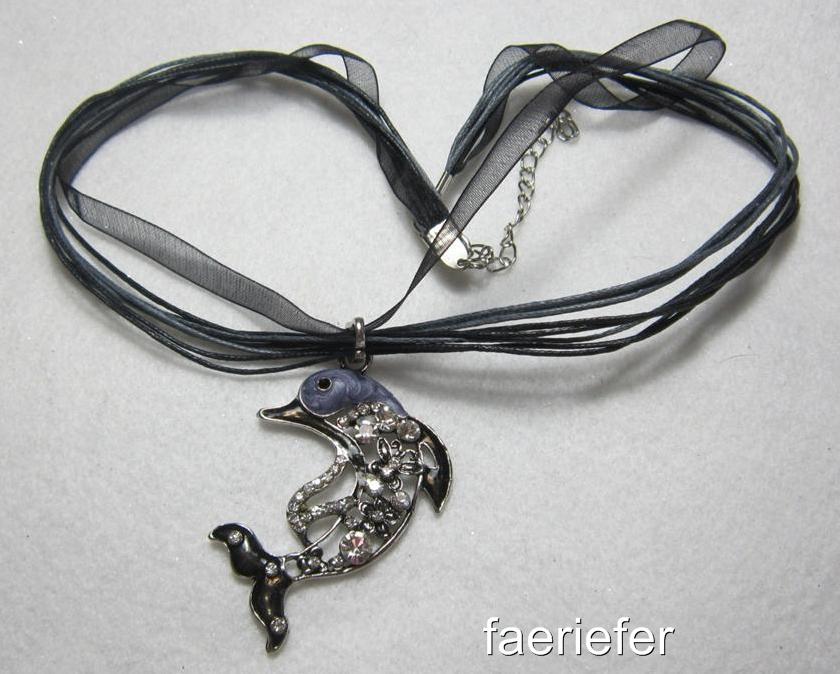 Enamel and crystal dolphin pendant on organza voile cord necklace black grey - Afbeelding 1 van 1