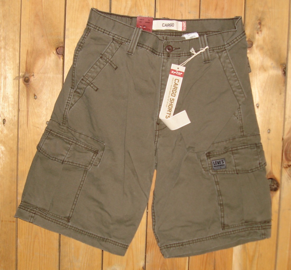 LEVIS LOOSE FIT CARGO SHORTS GREEN #3509 | eBay