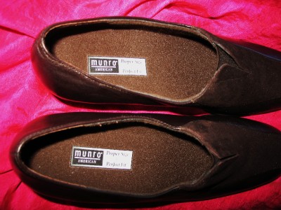 MUNRO SHOES BROWN LEATHER/SUEDE LOAFERS W ELASTICS SIZE 8 N/38,5 MADE ...