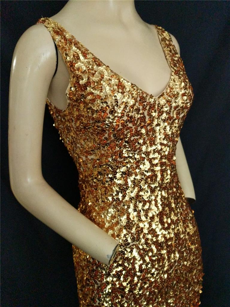 green emerald velvet dress Amazon.com: IN'VOLAND Womens Sequin Dress Plus Size V Neck Party Cocktail Sparkle  Glitter Evening Stretchy Mini Bodycon Dresses Green : Clothing, Shoes &  Jewelry main image 0