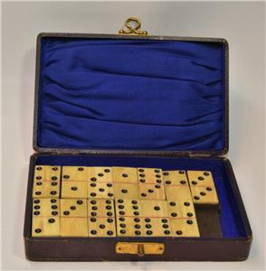 Lot Ancien De 27 Dominos – Jeu De Société Vintage