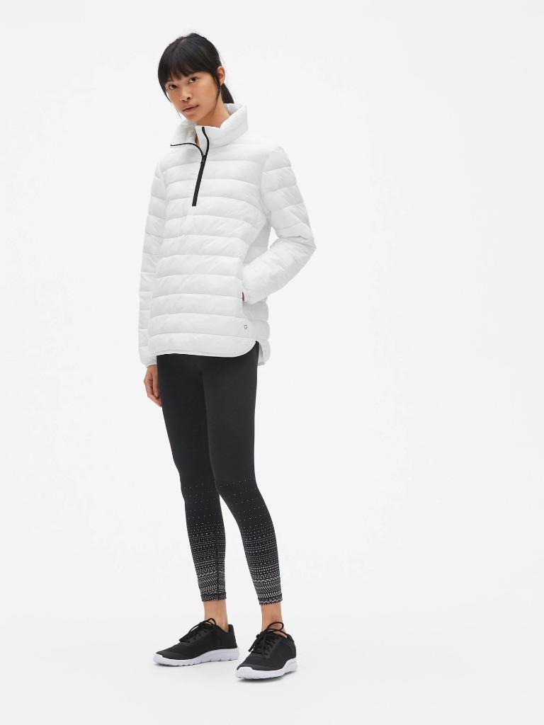 gapfit lightweight hooded puffer jacket
