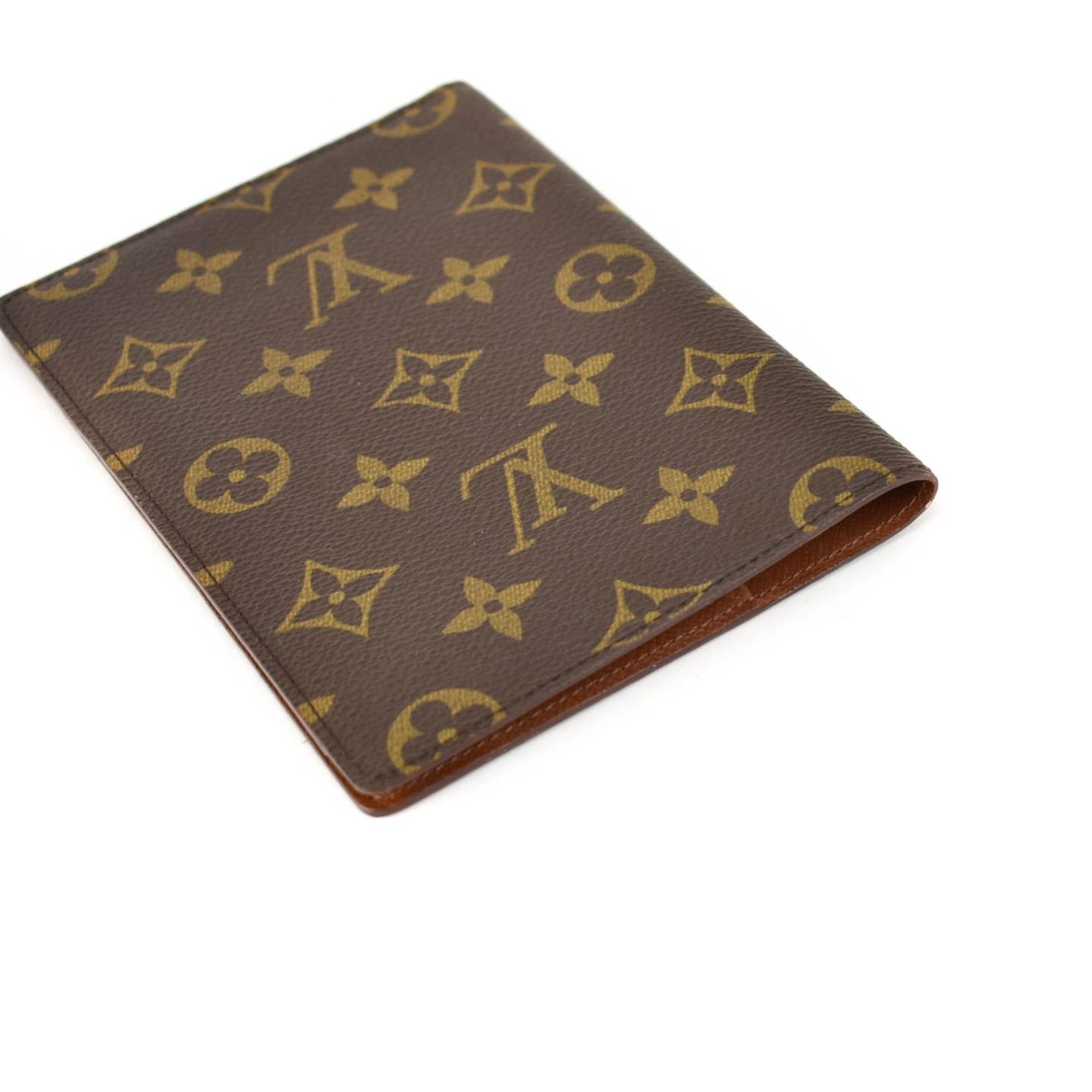 Louis Vuitton Wallet Doesn't Say Made In France
