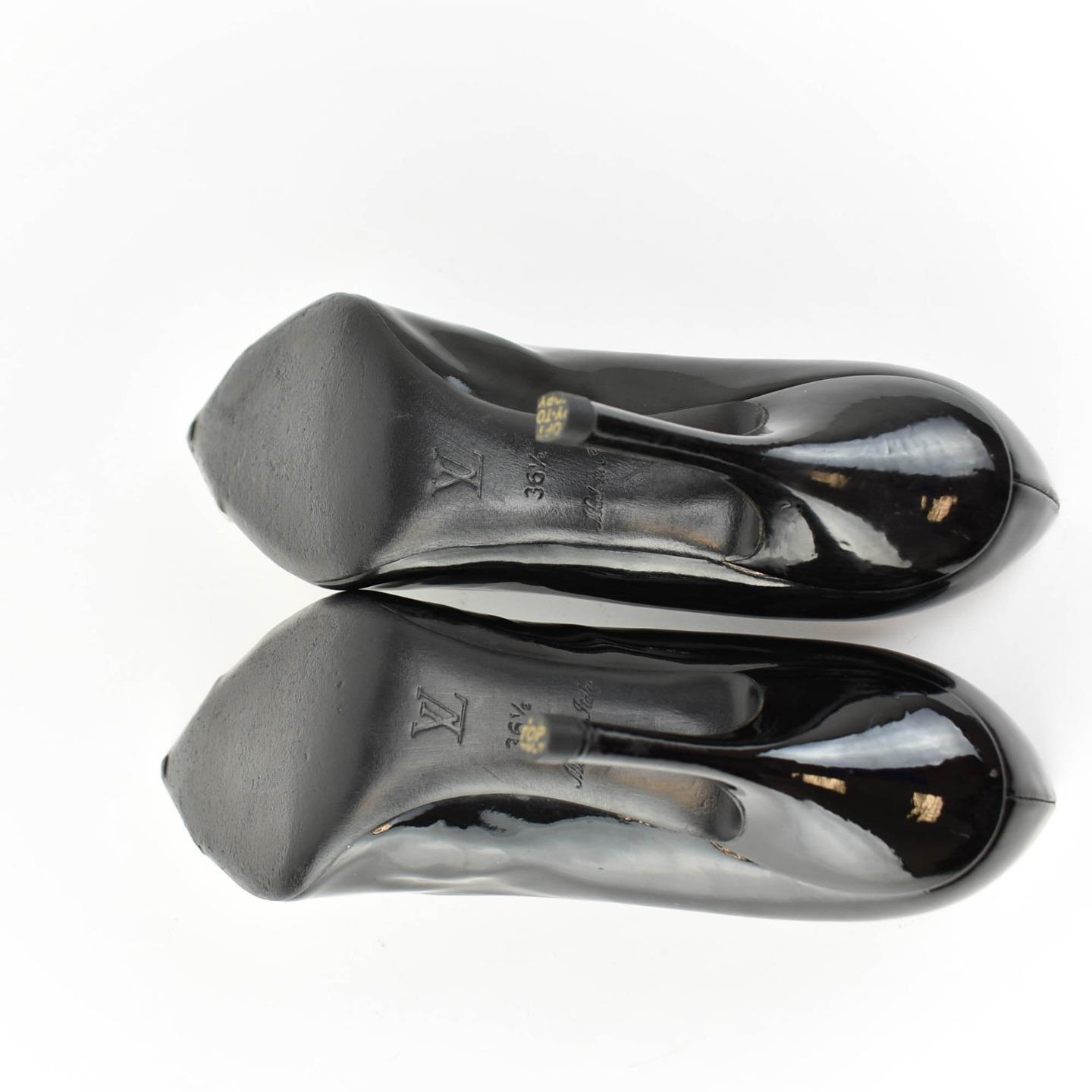 LOUIS VUITTON: Black, Patent Leather & LV Logo &quot;Studs&quot; Heels/Pumps Sz: 6.5M | eBay
