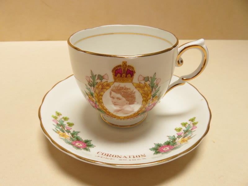 Lovely Vintage Porcelain Cup & Saucer Set - U CHOOSE - Picture 23 of 26