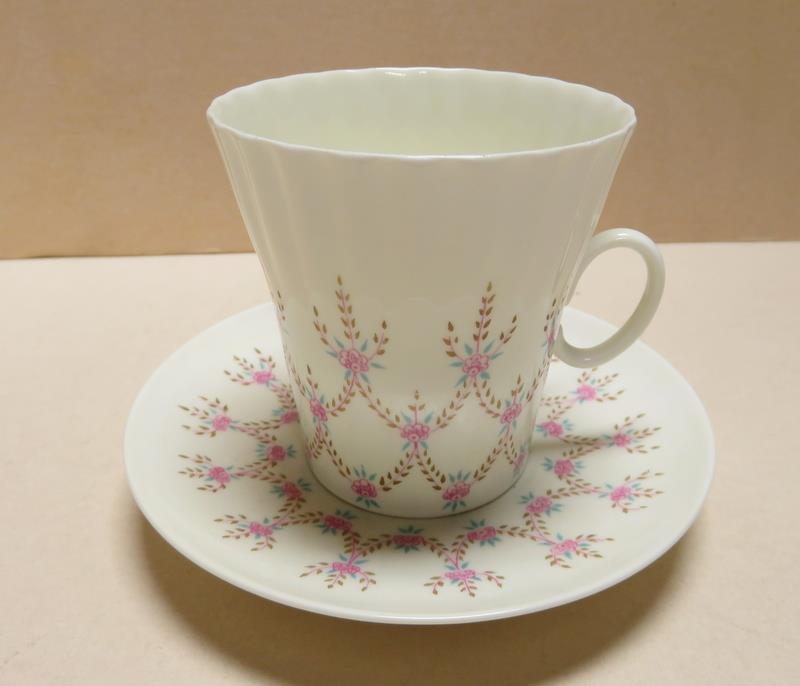 Lovely Vintage Porcelain Cup & Saucer Set - U CHOOSE - Picture 26 of 26