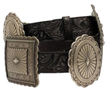 ariat conchos