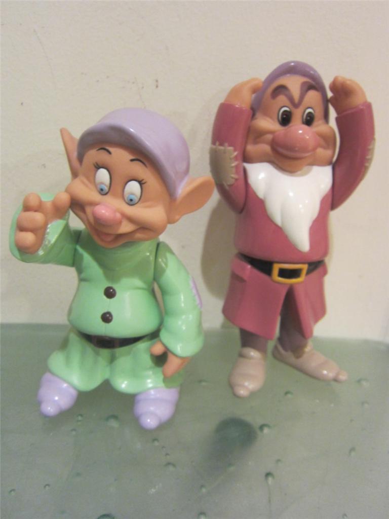 Walt Disney Snow White & vintage 7 Dwarfs Dwarves Doll Set Jointed ...