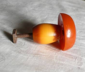 set of 2 art deco tested bakelite and metal pu