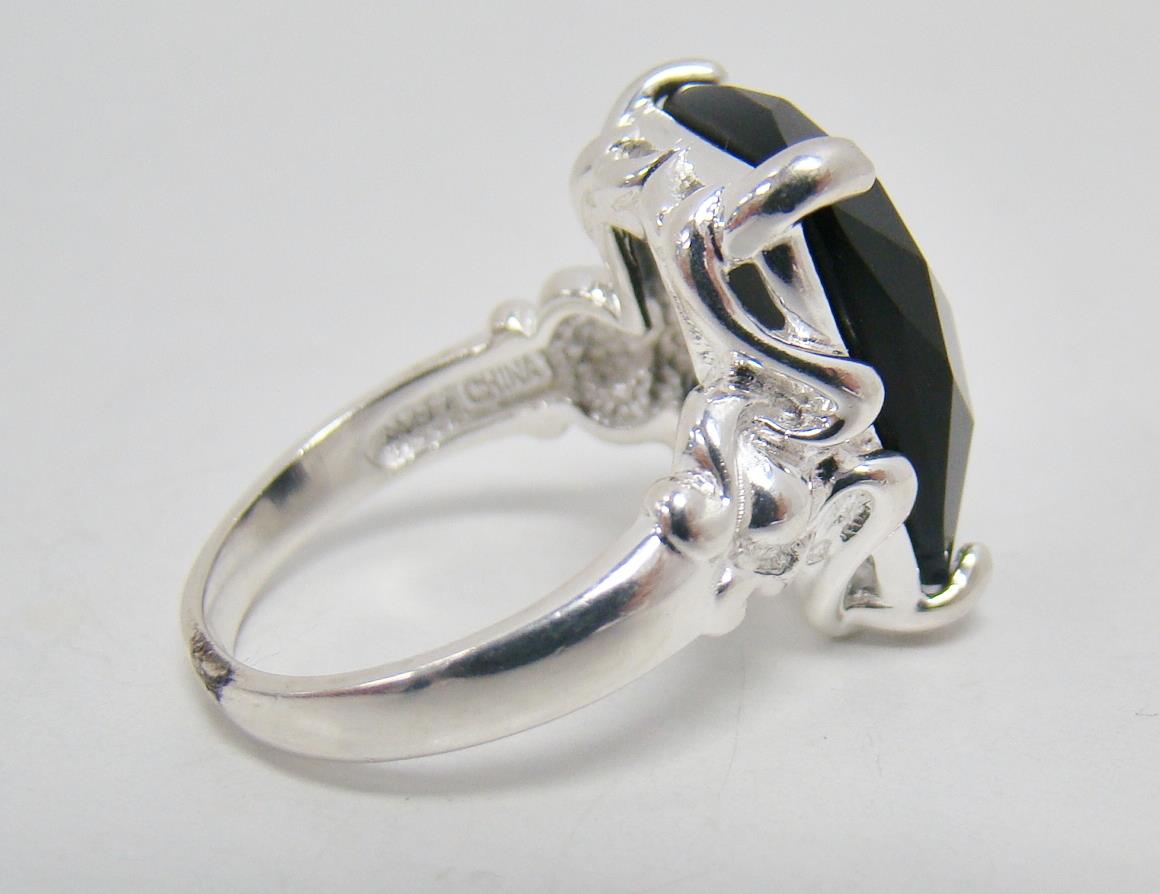 925 STERLING SILVER RING SIZE 8.25 BLACK ONYX HONEYCOMB EMERALD CUT ...
