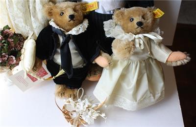 steiff bride bear