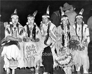 Old Photo Pacific Nw 5 Native American Indian Women In
