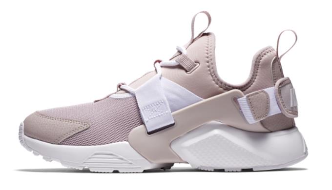 1801 Nike Air Huarache City Low Women's Training Running Shoes AH6804-002 1801 Nike Air Huarache City Low Women's Training Running Shoes AH6804-002