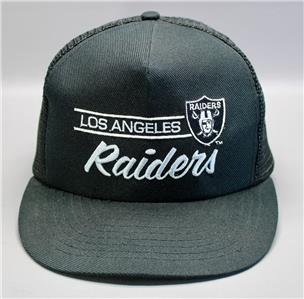 VINTAGE '90s LOS ANGELES RAIDERS SCRIPT HAT • ANNCO MESH BACK