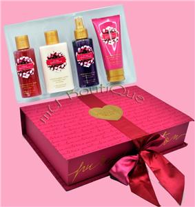 Victoria's Secret セット Buy Limited-Edition 4-Piece Accessories Gift Set, Lilac