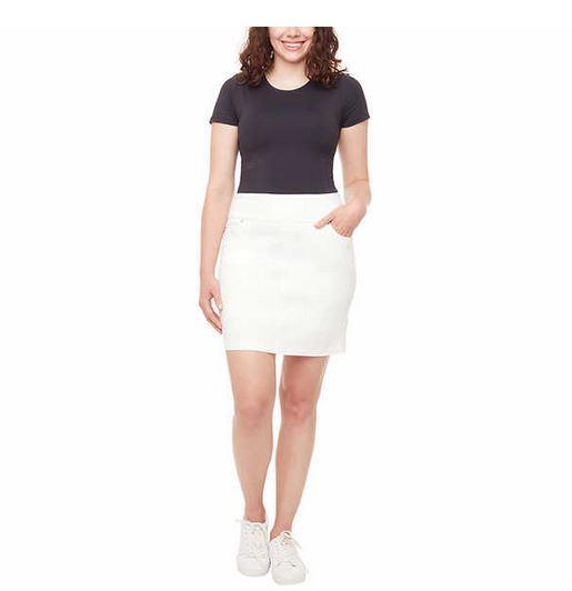NEW! WOMEN'S S.C.& CO 5 POCKET PULL ON DENIM SKORT WITH BUILT IN SHORT! VARIETY - Picture 3 of 4