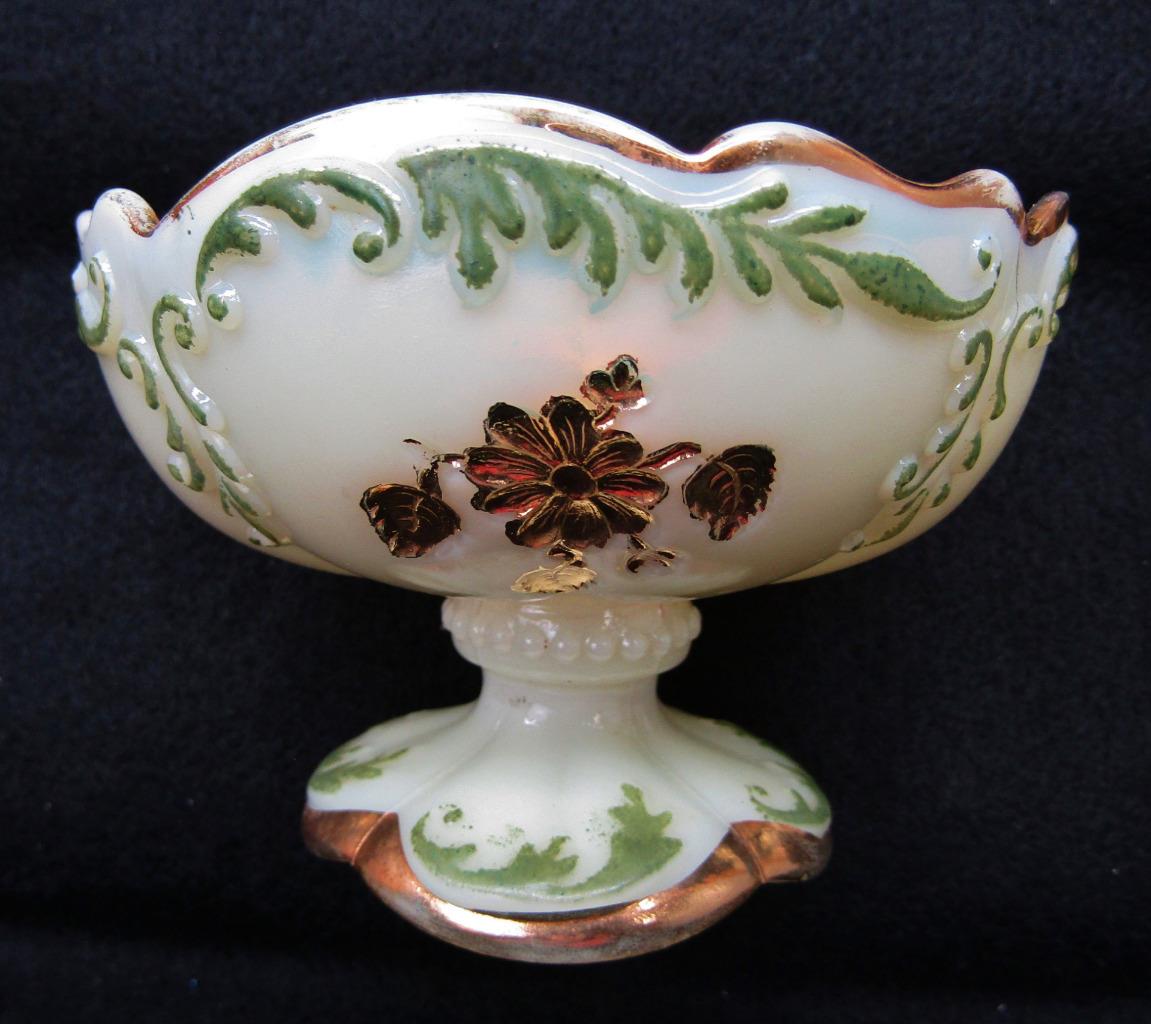 Download Northwood INTAGLIO Paint & Gilt Decorated Custard Glass Small Berry Bowl 6820 | eBay