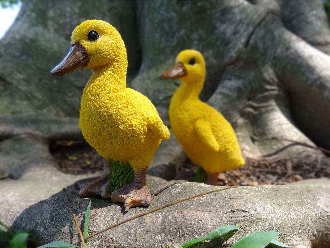 small resin figurines