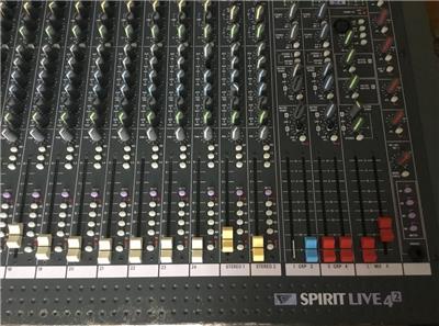 Soundcraft SPIRIT LIVE4 サウンドクラフト ミキサー live4no01.jpg