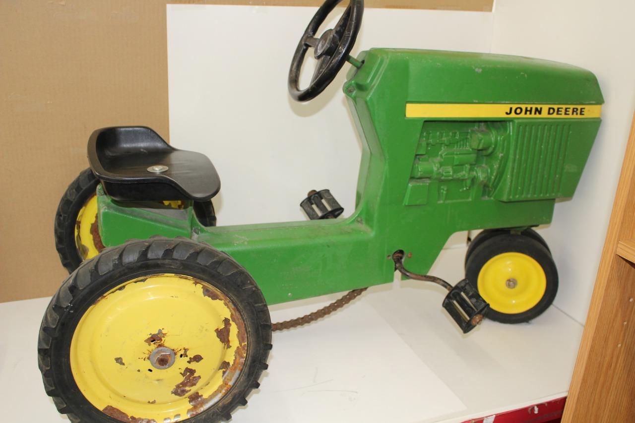 1960 john deere pedal tractor