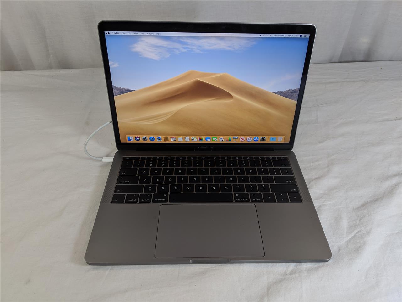 APPLE MACBOOK PRO A1708 13" Laptop, 128GB MPXQ2LL/A (June, 2017