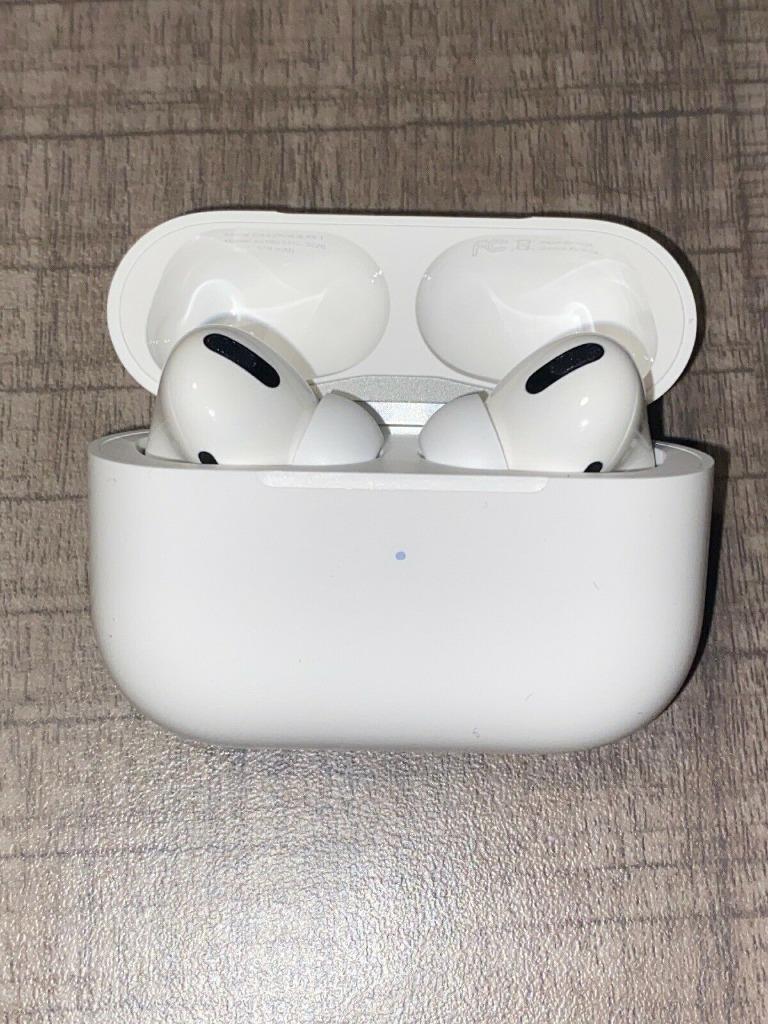 Apple AirPods Pro White GENUINE APPLE EAR BUDS MWP22AM/A eBay