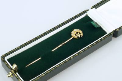 Antique Edwardian 18Carat Gold Pearl Diamond Crescent Star Lapel Stick ...