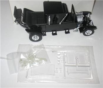 amt munsters koach model kit