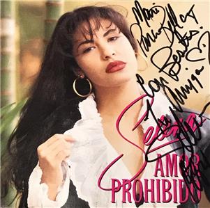 Selena Quintanilla Signed 1994 Amor Prohibido Cd Cover Psa Dna Ebay